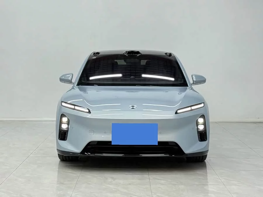 NIO ET5