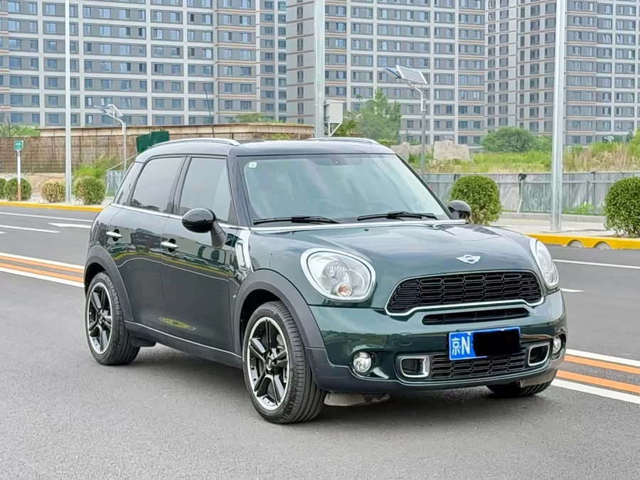 MINI COUNTRYMAN