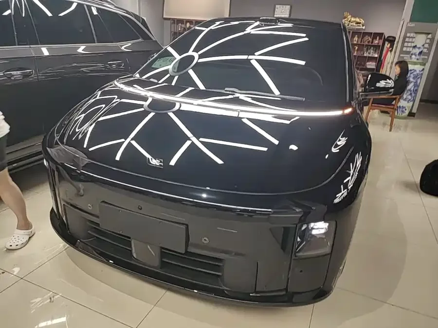 Li Auto i6