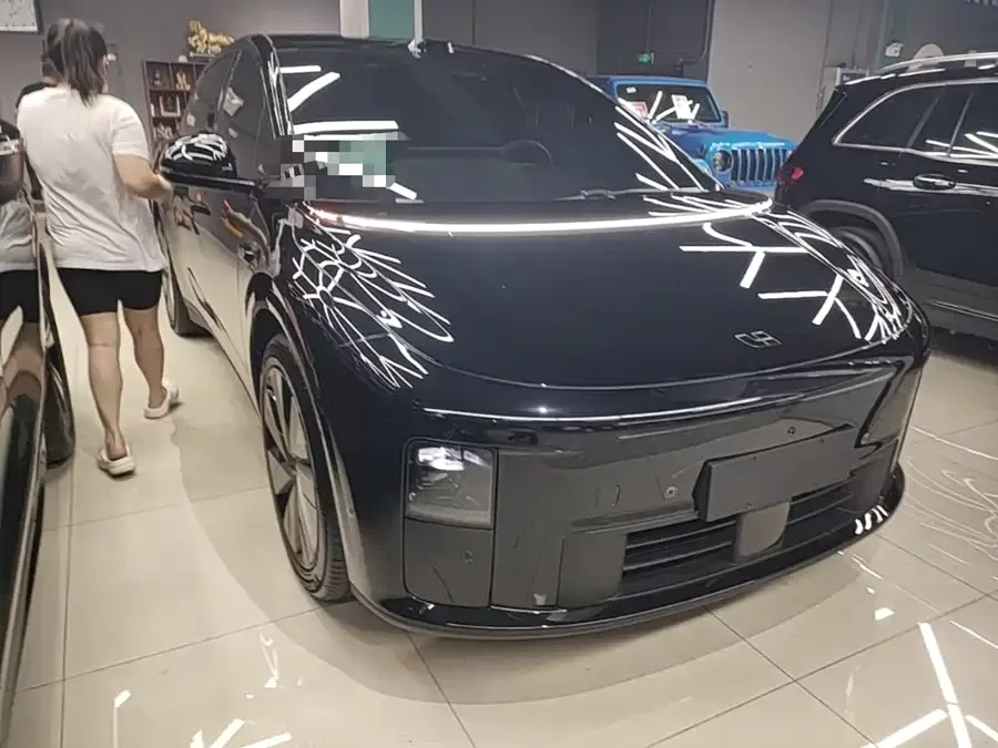 Li Auto i6