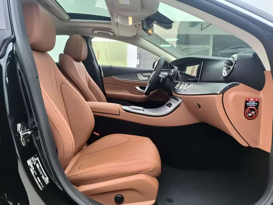 Mercedes Benz CLS