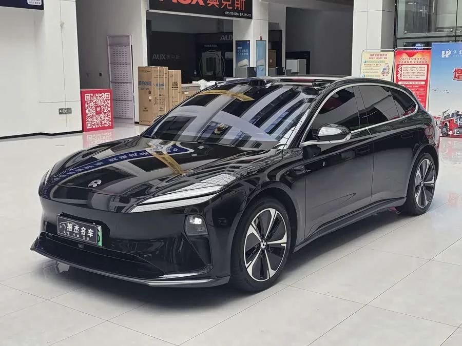 NIO ET5T