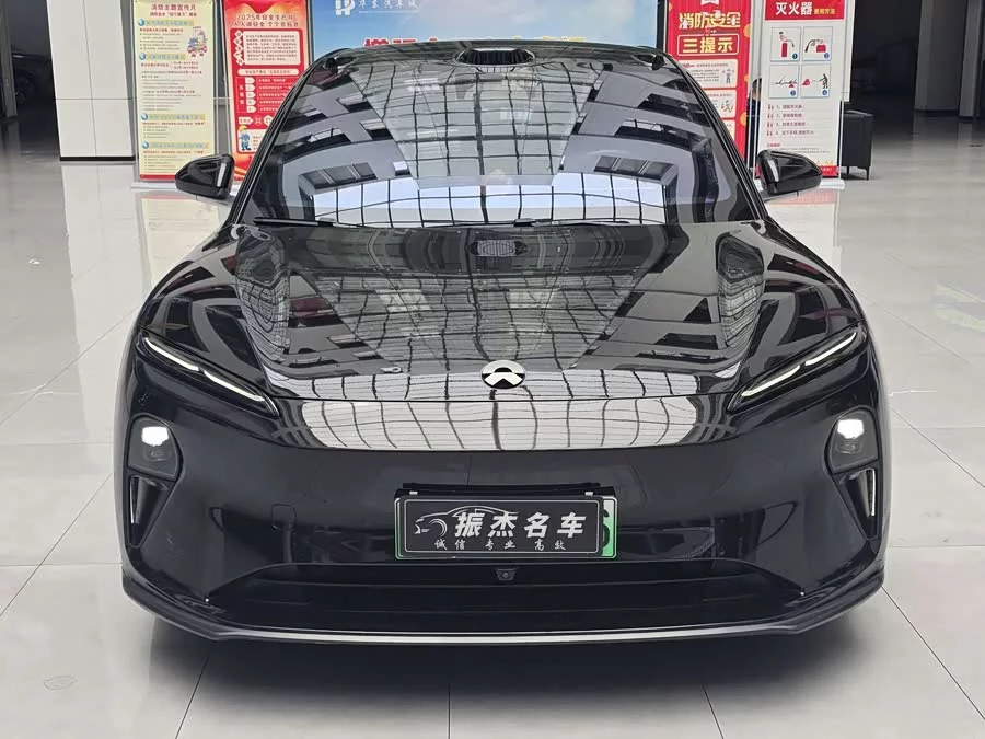 NIO ET5T