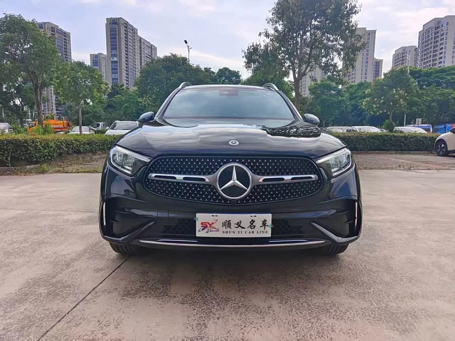 Mercedes Benz GLC