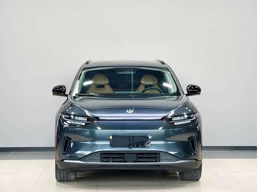 Leapmotor C11
