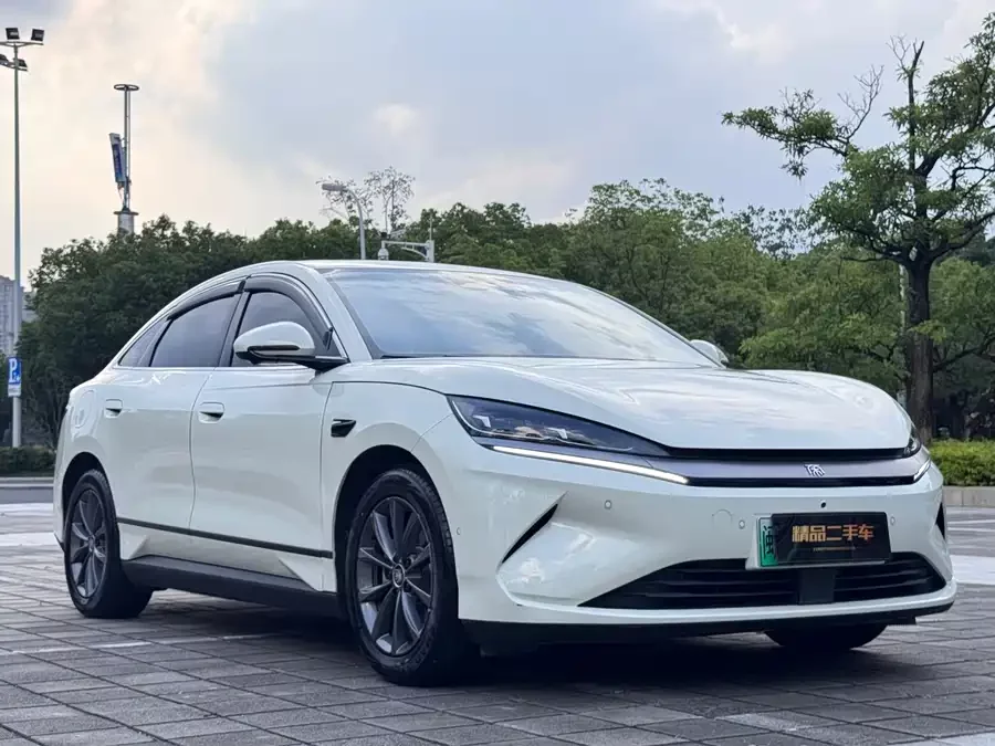 BYD Qin L