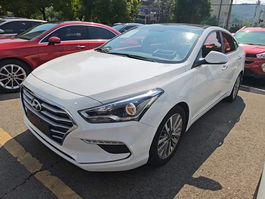 Hyundai Mistra