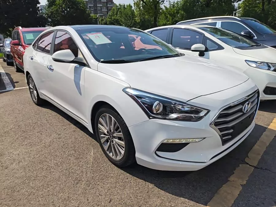 Hyundai Mistra