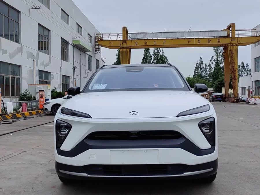 NIO ES6