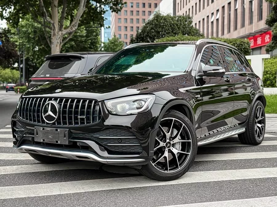 Mercedes Benz GLC AMG