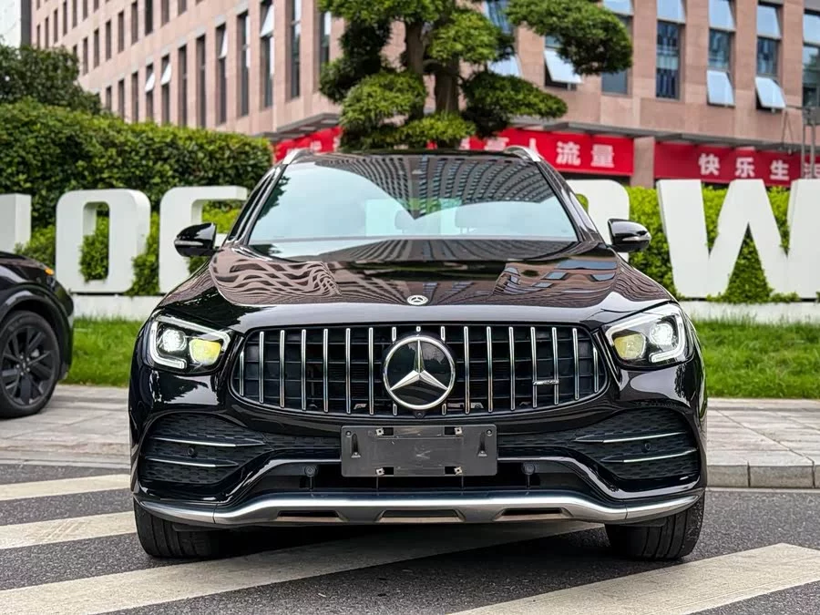 Mercedes Benz GLC AMG