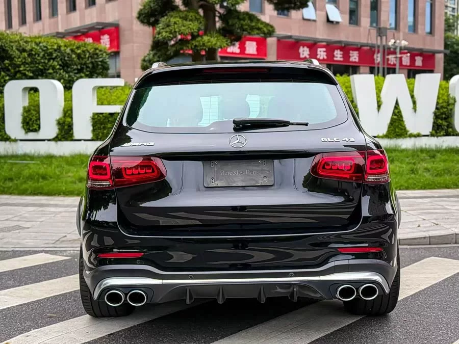 Mercedes Benz GLC AMG