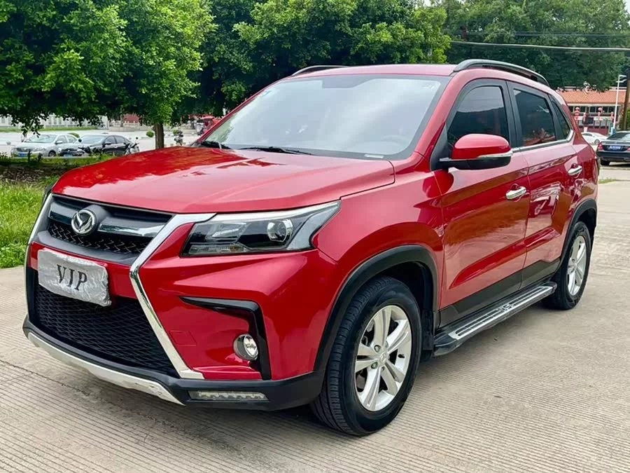 BAIC S5