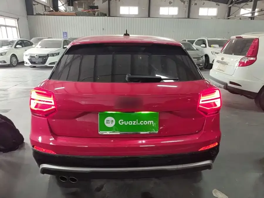 Audi Q2L