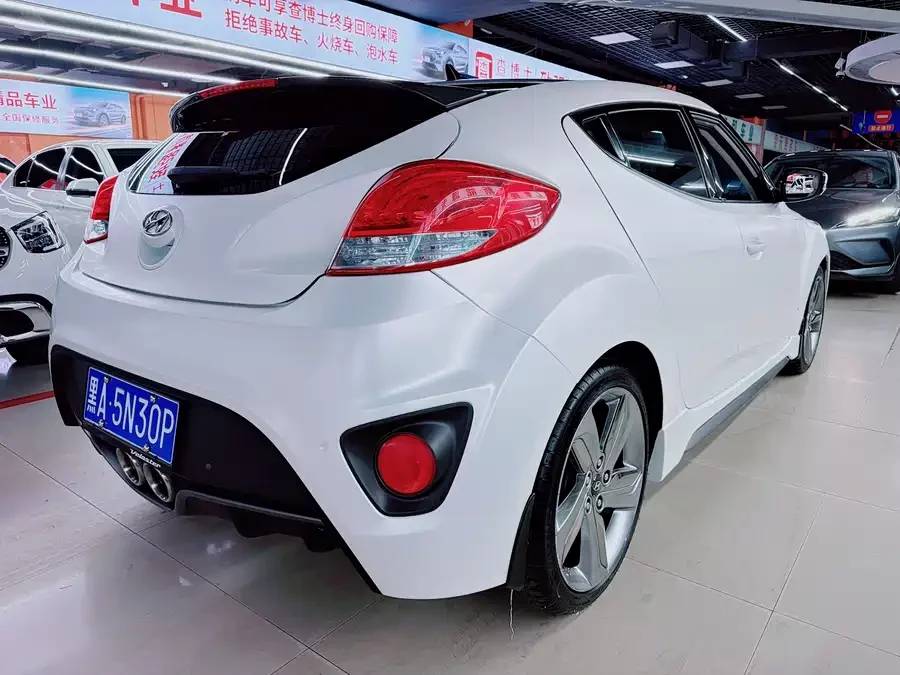 Hyundai Veloster