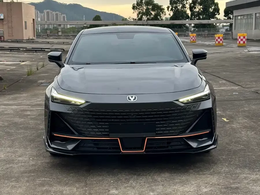 Changan UNI-V