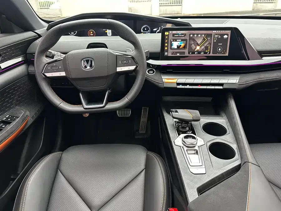 Changan UNI-V