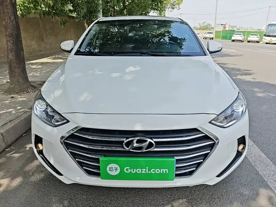 Hyundai elantra