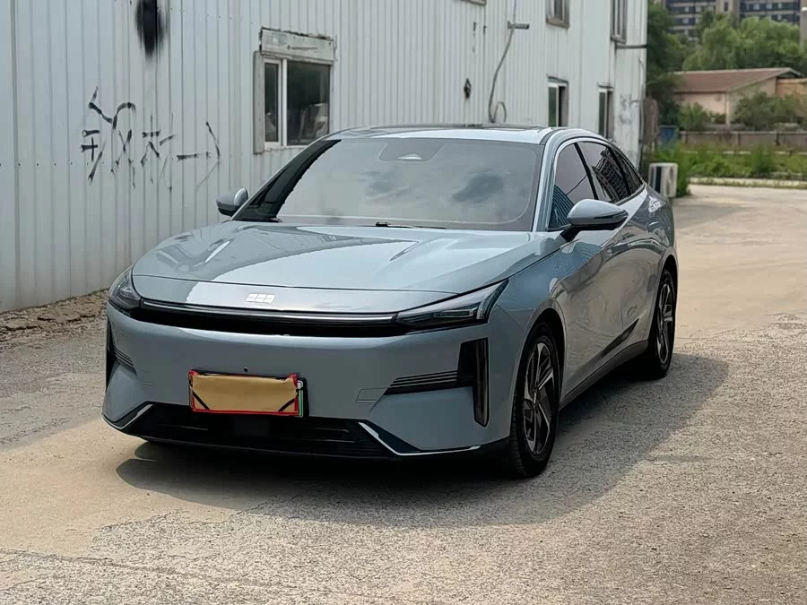 Geely Galaxy L6