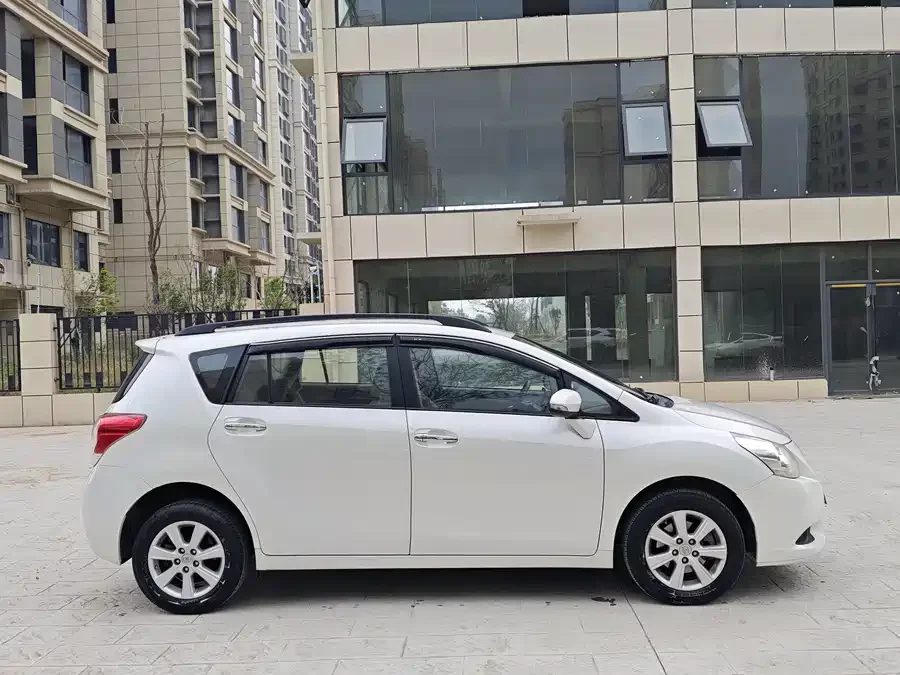 Toyota Verso / EZ