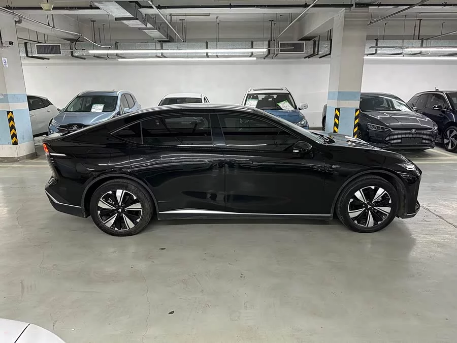 Deepal dark blue SL03