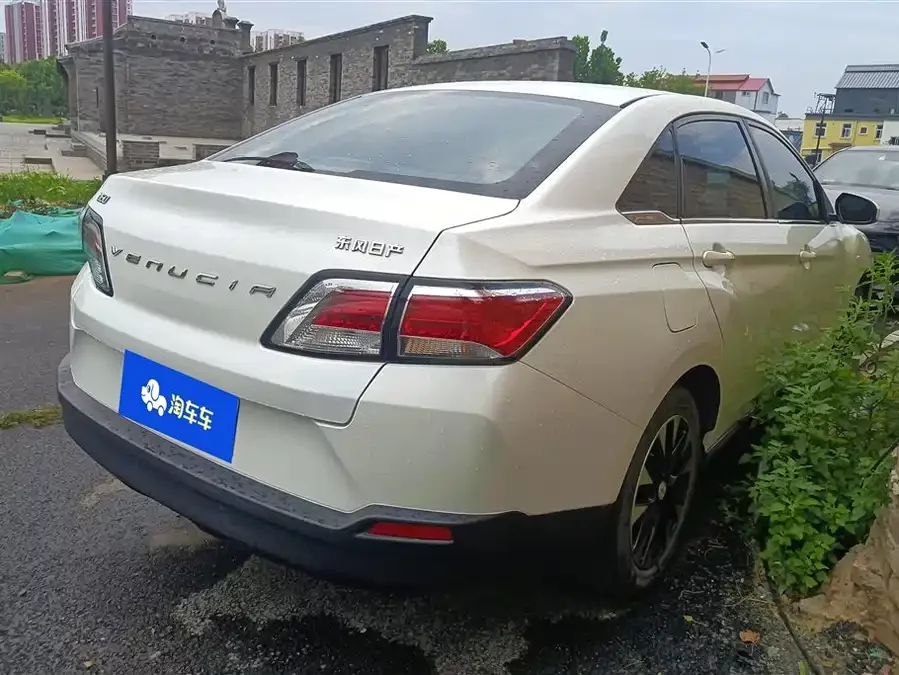 Venucia D60