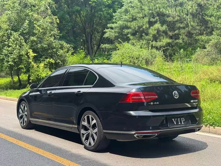 Volkswagen Magotan