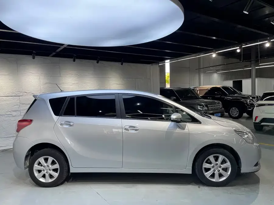 Toyota Verso / EZ