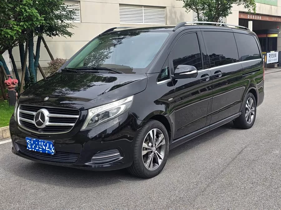 Mercedes Benz Class V