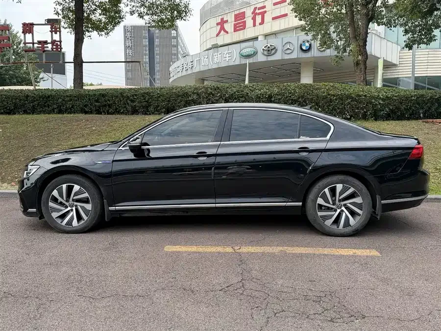 Volkswagen Magotan PHEV