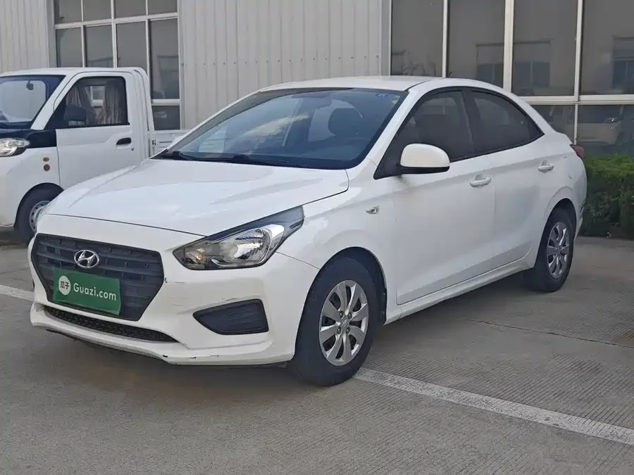 Hyundai Rena
