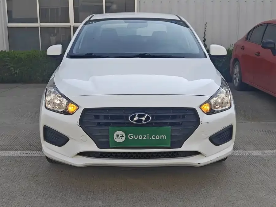 Hyundai Rena