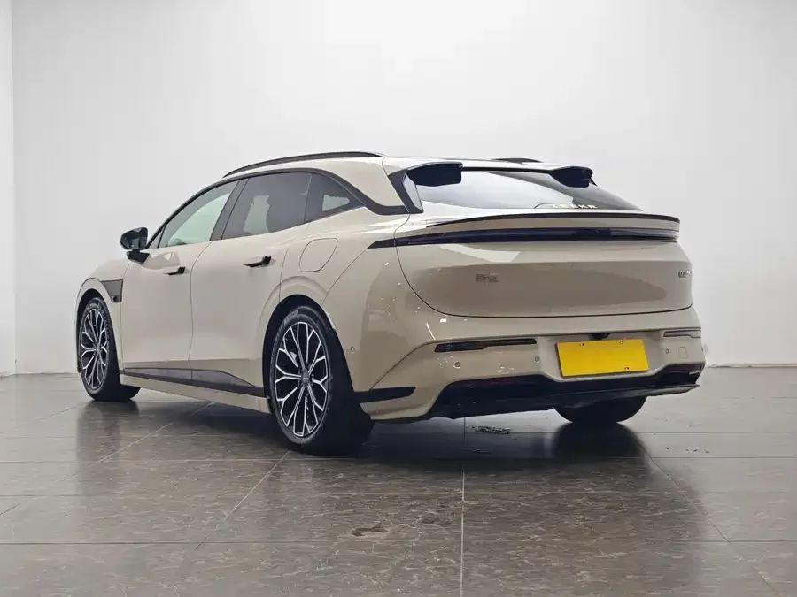 Zeekr 007GT