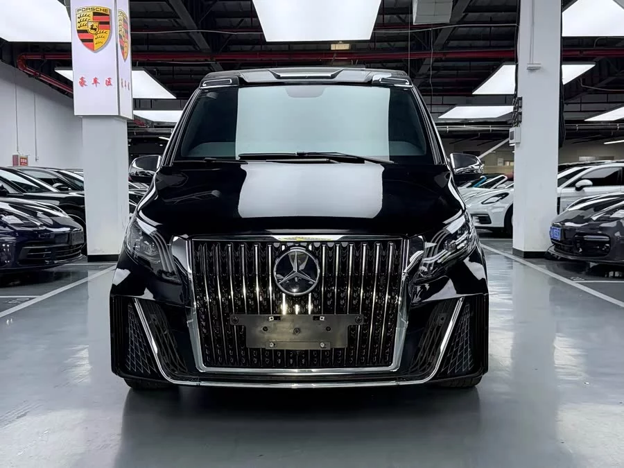 Mercedes Benz Vito