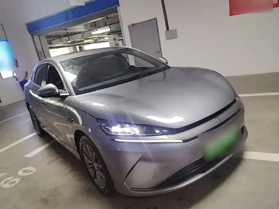 BYD Qin L
