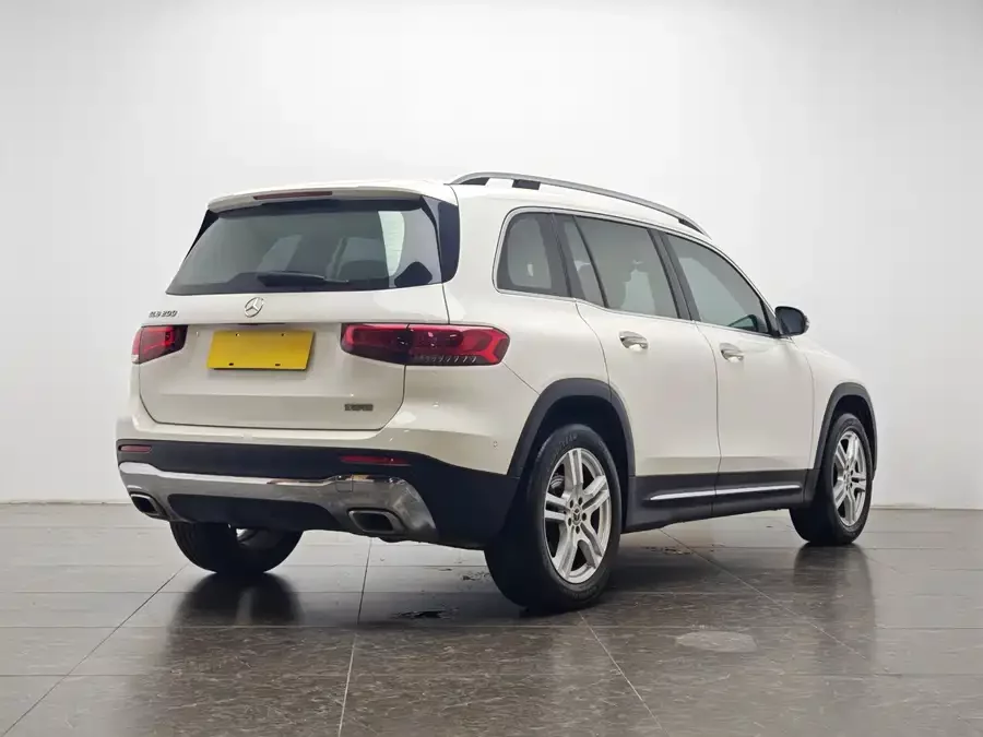 Mercedes Benz GLB