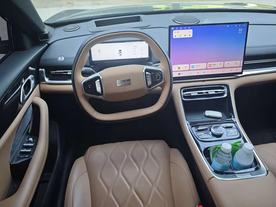Geely Galaxy A7 EM