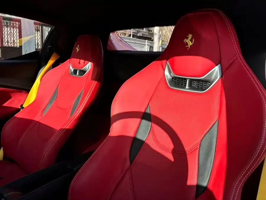 Ferrari 296