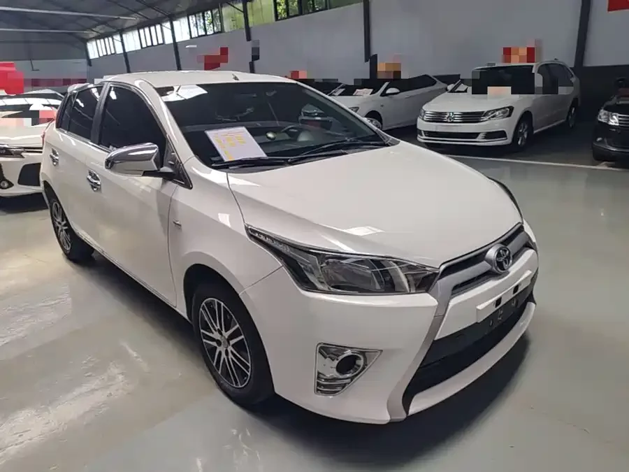 Toyota YARiS L