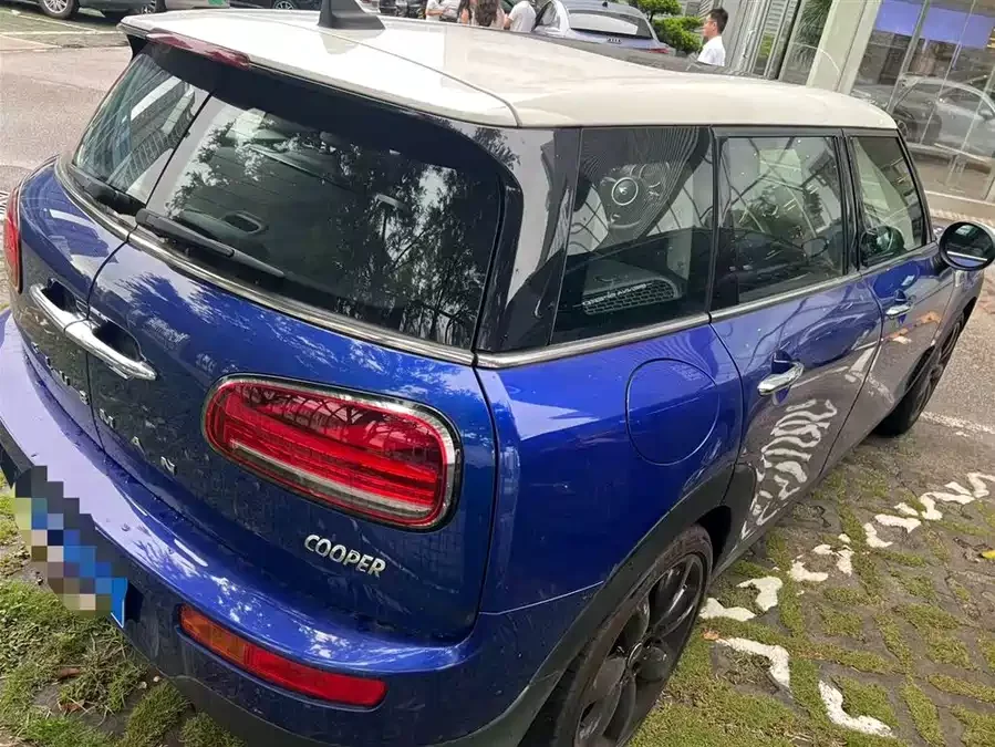 MINI CLUBMAN