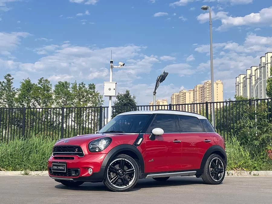 MINI COUNTRYMAN