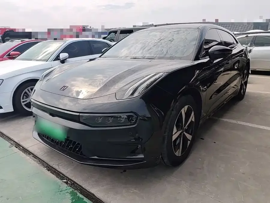 Zeekr 001