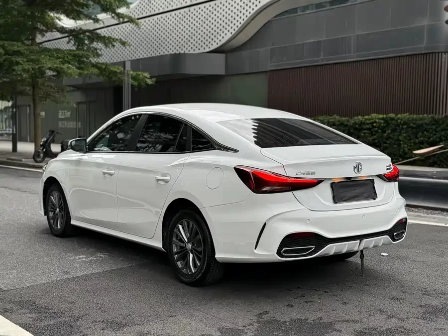 MG 5