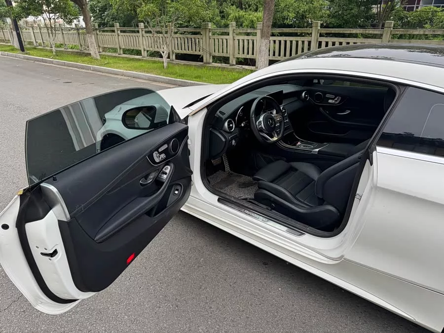 Mercedes-Benz C-Class