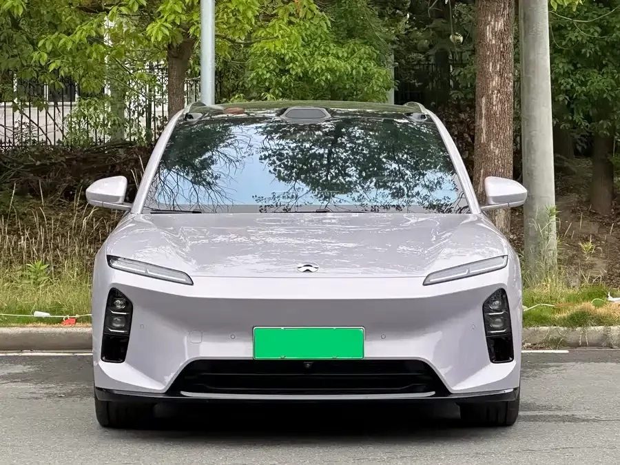 NIO ET5T
