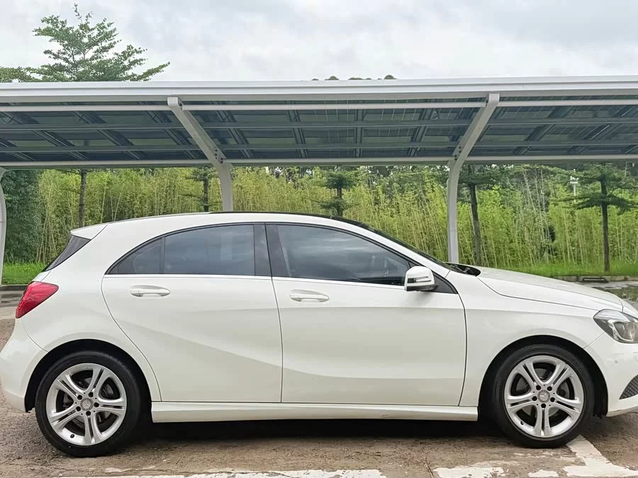 Mercedes-Benz Grade A