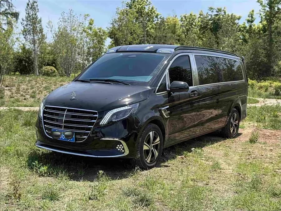 Mercedes Benz Vito