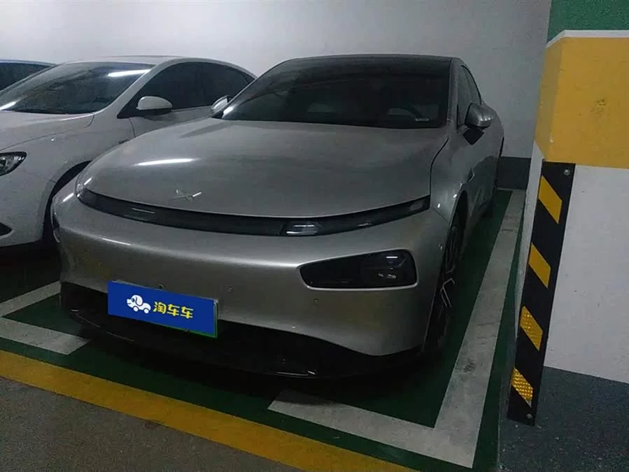 Xpeng P7