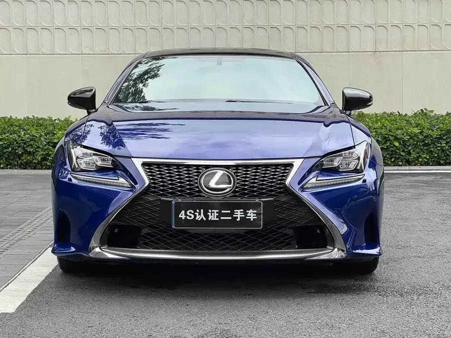 Lexus RC
