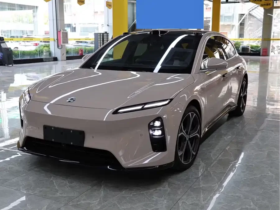 NIO ET5T